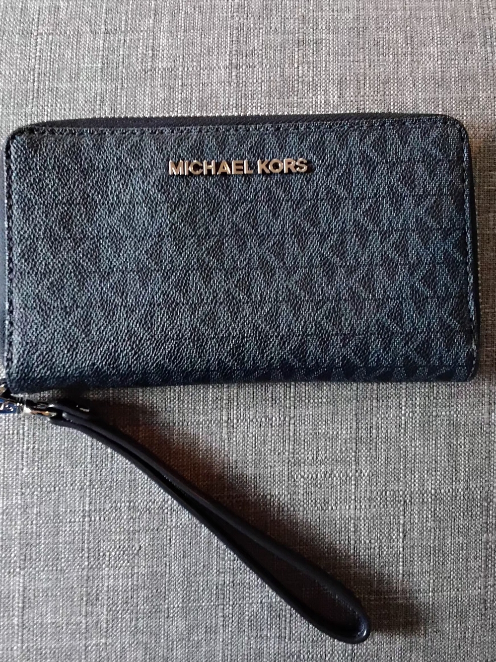 Michael Kors Jet Set Large Signature Smartphone Wallet, Navy